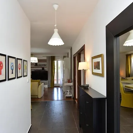 House Vesna 2101 Ferienhaus *