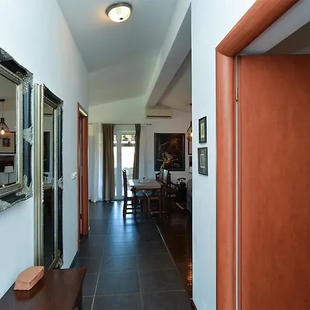 Ferienhaus House Vesna 2101