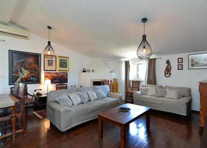 Holiday home House Vesna 2101