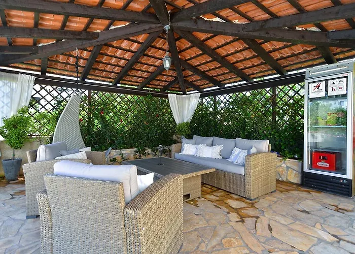 Holiday home House Vesna 2101