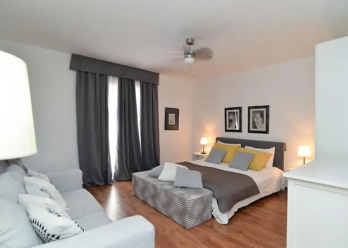 House Vesna 2101 Holiday home *