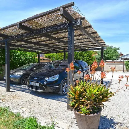 House Vesna 2101 *