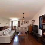 Casa de Férias House Vesna 2101